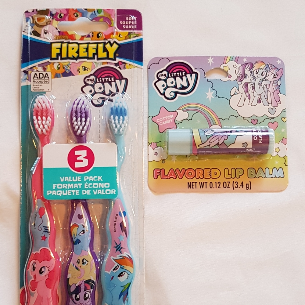 My Little Pony Toothbrush Kit /
Flavored Lip balm